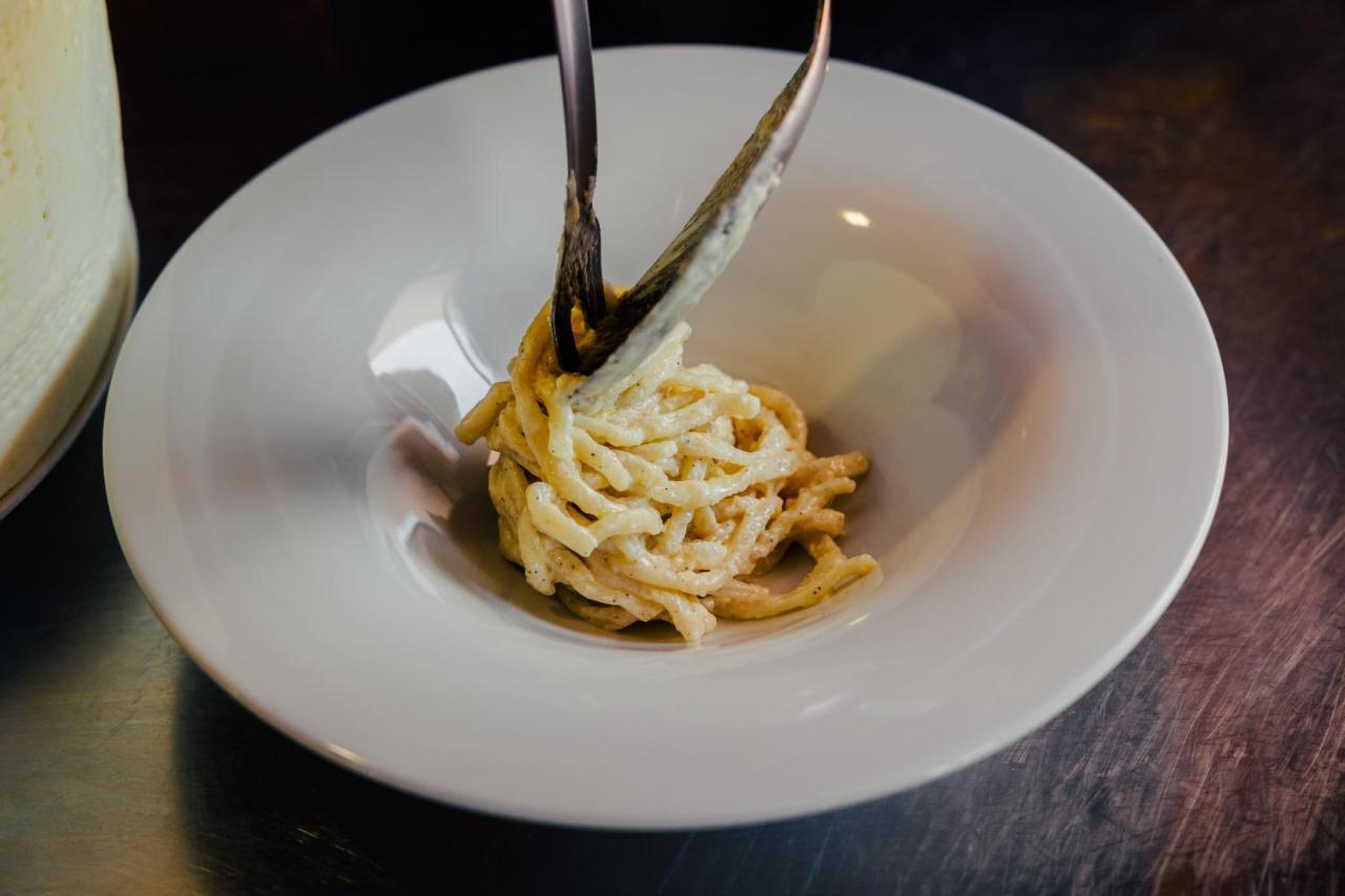 Hotel La Pietra Restaurant ฟอสดิโนโว ภายนอก รูปภาพ